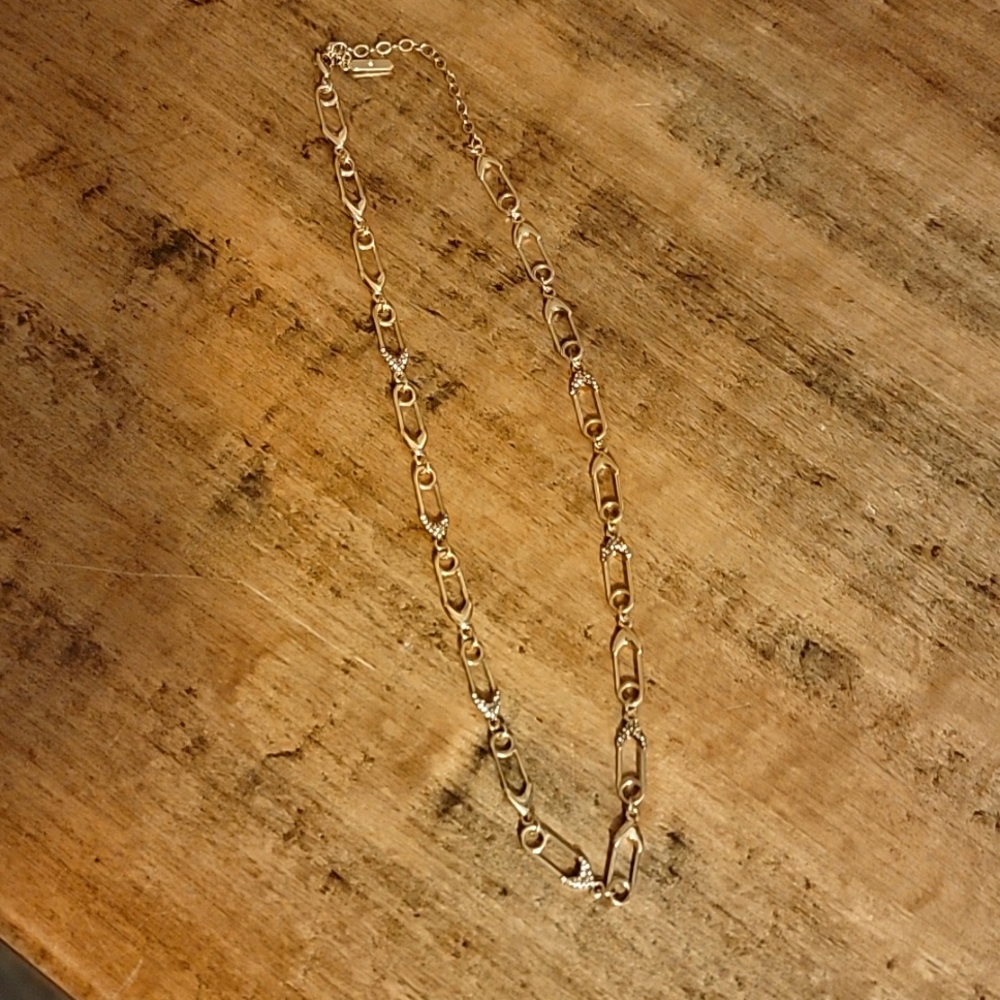 Stella and dot necklace